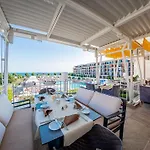 شقة Apartello Premier - Sea & Pool View - سفيتي فلاس