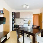 Apartmán Apartello Premier - Sea & Pool View - *