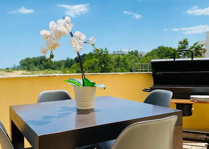 Апартамент Apartello Premier - Sea & Pool View - Sveti Vlas *